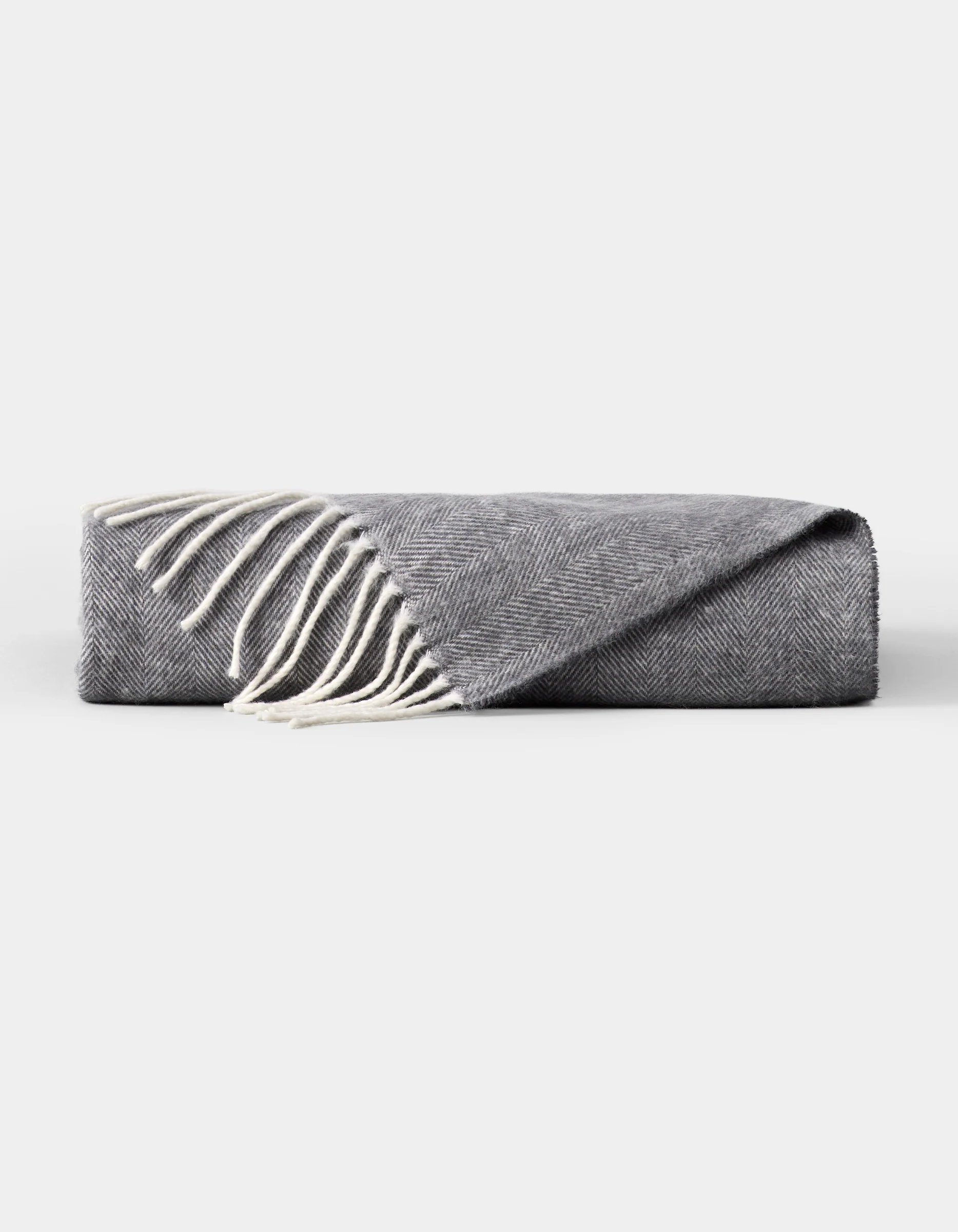 Bamboo Herringbone Tassel Throw - Image 6