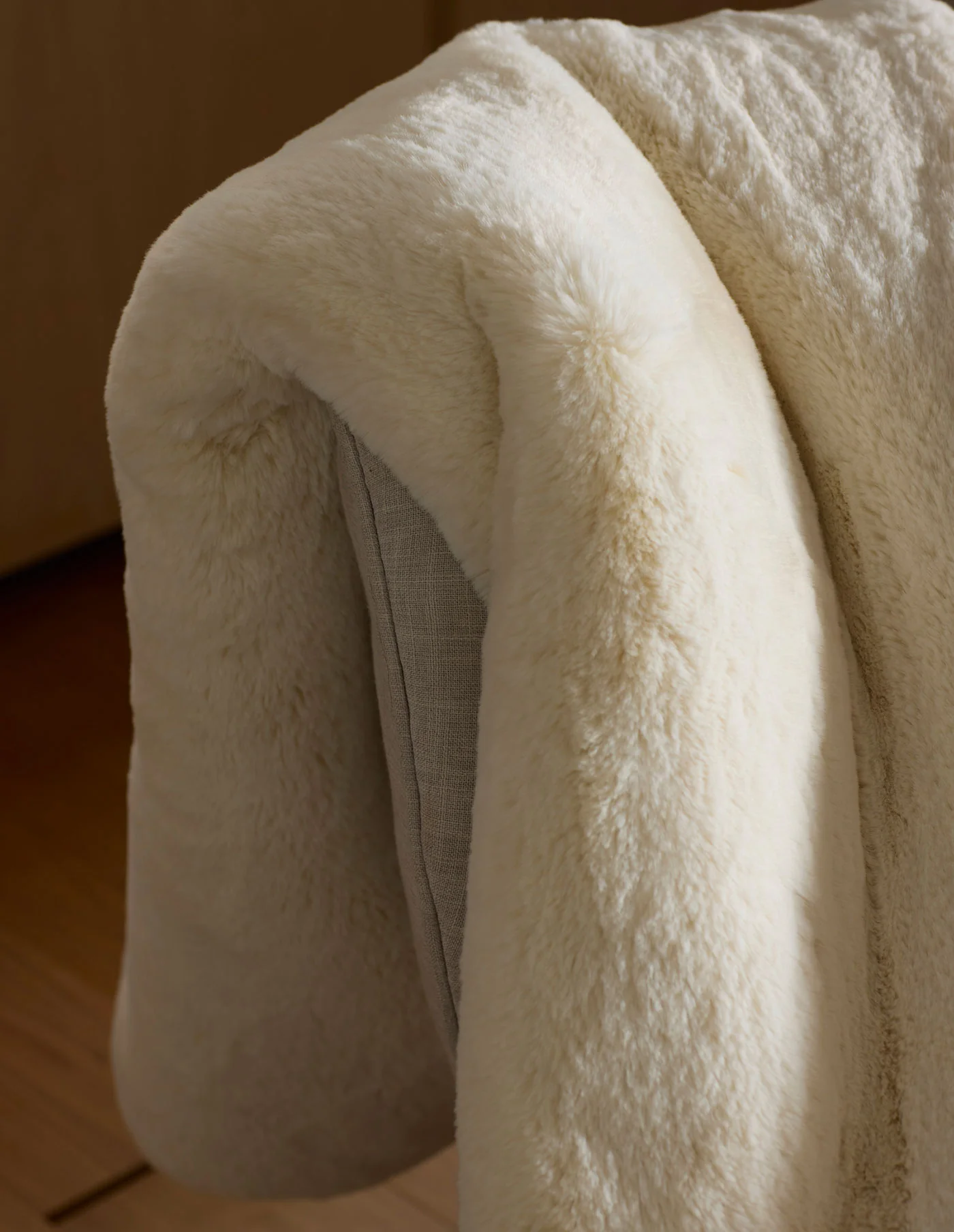 Superplush Cuddle Blanket - Image 10