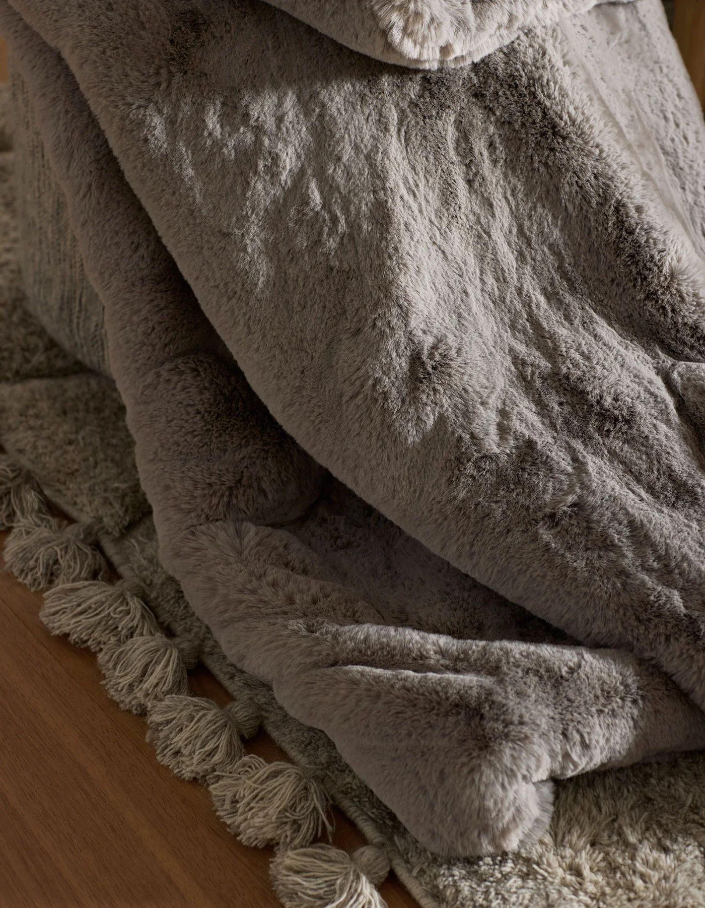 Superplush Cuddle Blanket - Image 13