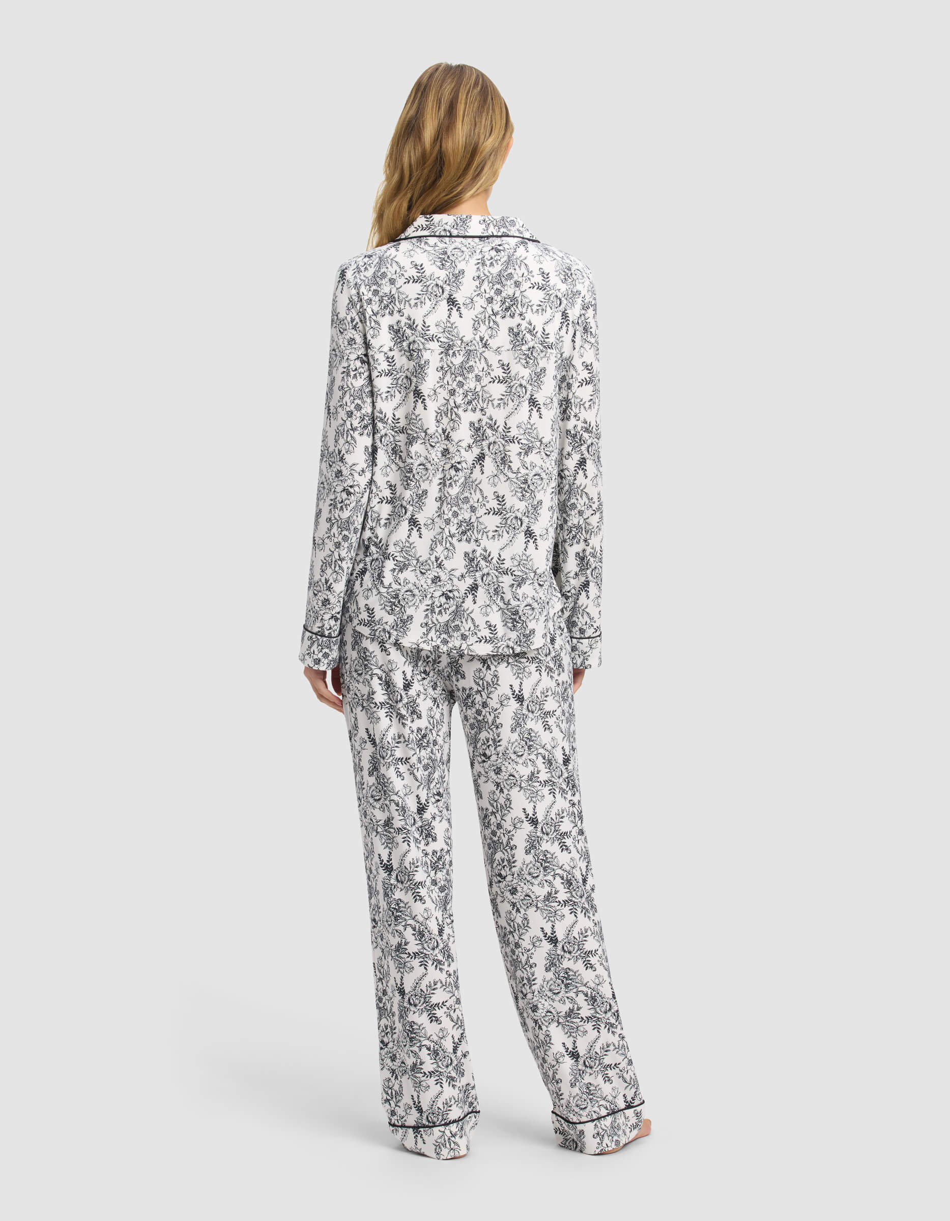 Women's Bamboo Stretch-Knit Long Sleeve Pajama Set - Image 8