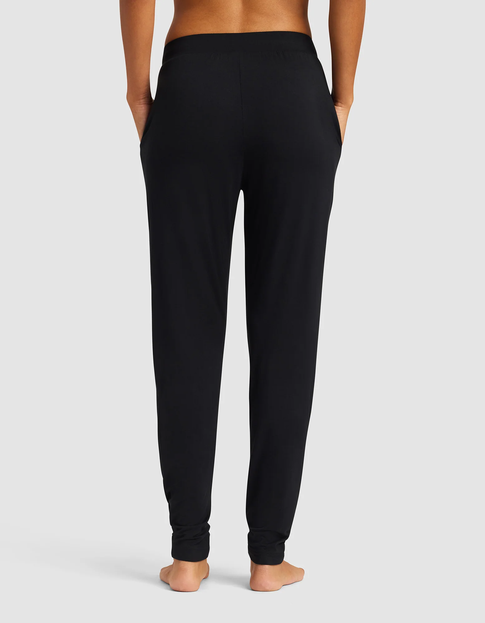 Women's Bamboo Stretch-Knit Tapered Pant - Image 4